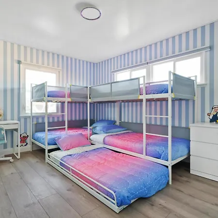 The Disneyland Dream By Oc Adventure Homes Holiday home *
